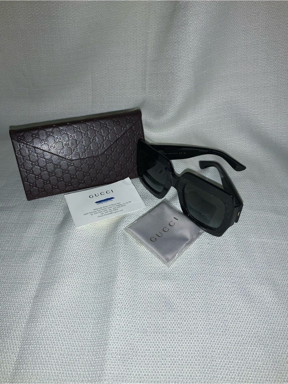 Gucci Women's Sunglasses. GG0053SN 54[]25 140 M. Italy. Information included - Picture 3 of 9